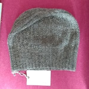 Barefoot Dreams Ribbed Beanie